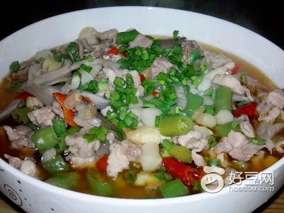 茶油兔炖豆腐，传统美食的鲜美邂逅
