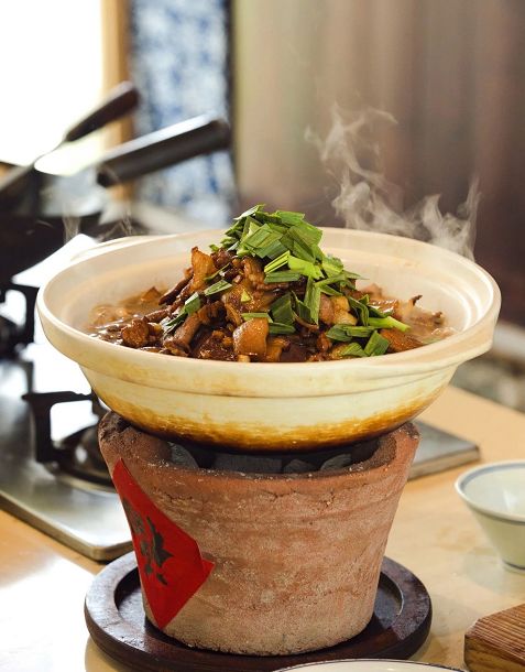 白山杀猪血豆腐，传统美食的传承与美味解码