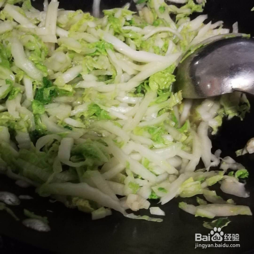 干豆腐炖豆角的魅力，家常美食中的营养密码