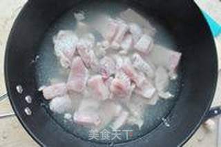 芋头烧鸡蛋的做法