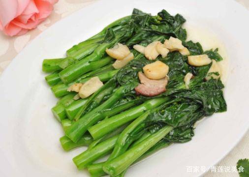 广东生炒菜心的魅力，脆嫩可口，家常美味