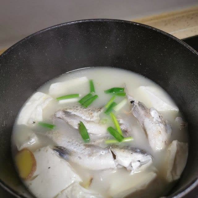 寿阳蘑菇豆腐汤，一碗温暖的养生佳品