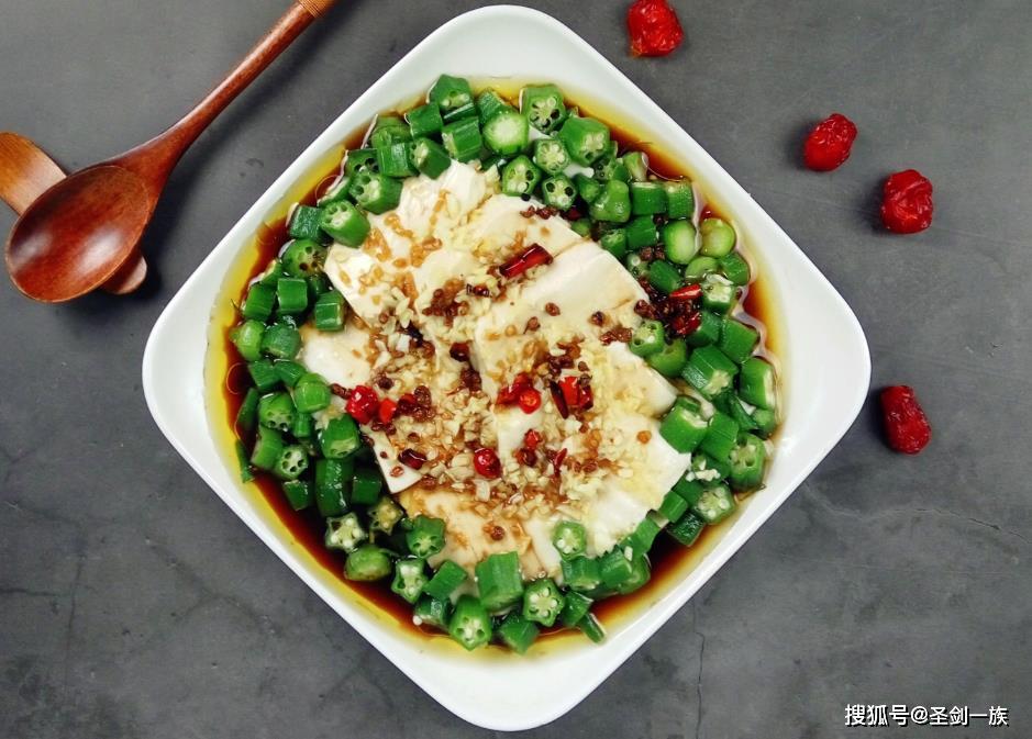 鲍汁萝卜豆腐，家常美食中的美味与健康