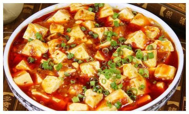 家常美食新尝试，肉末冬瓜焖豆腐，美味又养生