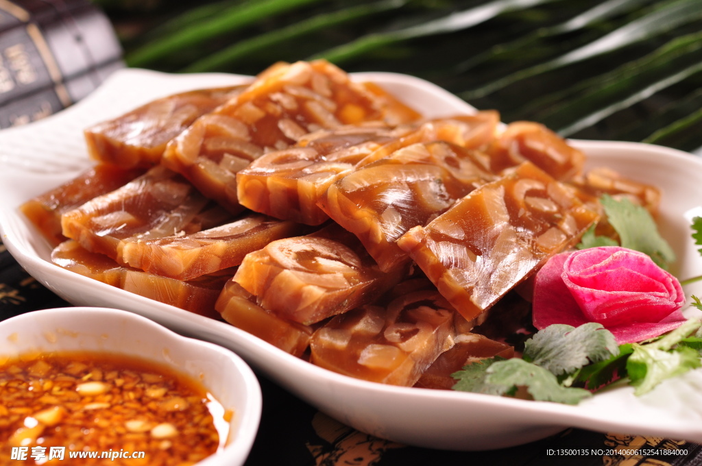 猪肝粉干，营养丰富的家常美食制作指南