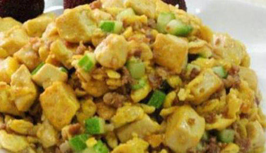 瘦肉豆腐磨菇粥，滋养身心的一碗温暖美食