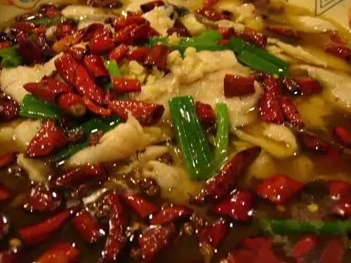 快手菜豆腐鱼，家常美味，轻松入门的烹饪秘诀