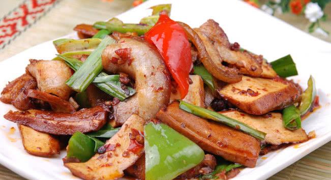 鳝鱼炒豆腐干的美食之旅，口感鲜美，营养满分