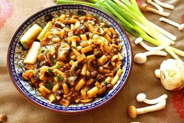 豆豉煮烟熏豆腐，家常美味，营养满分