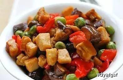 鸡蛋豆腐泡卤汁的做法