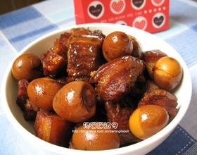 红烧肉烧蛋，经典美食的融合魅力