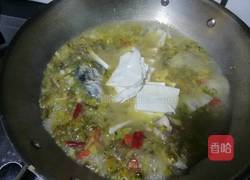 酸菜炖鸡豆腐的做法视频