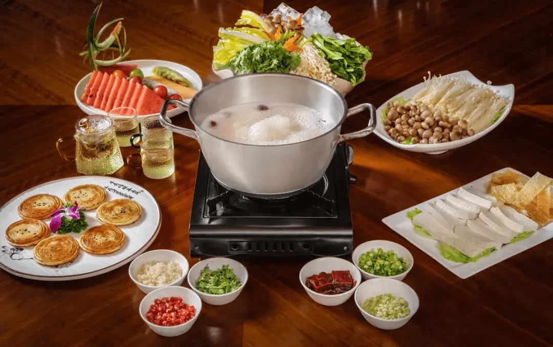 特色豆腐火锅，温暖冬日里的美味佳肴