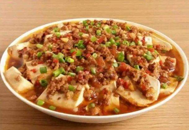 猪肉豆腐香肠的做法