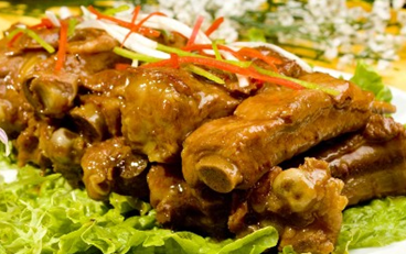 干排骨的秘密，传统美食的魅力与家常做法解析