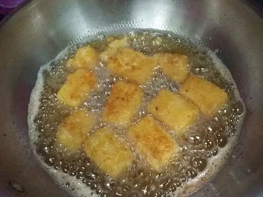 潮汕豆腐新吃法——炸素菜豆腐，外酥里嫩，美味升级！