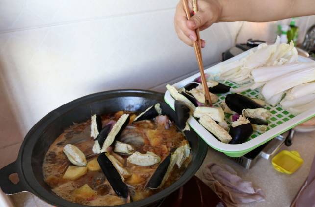 炖菜茄子豆腐的做法