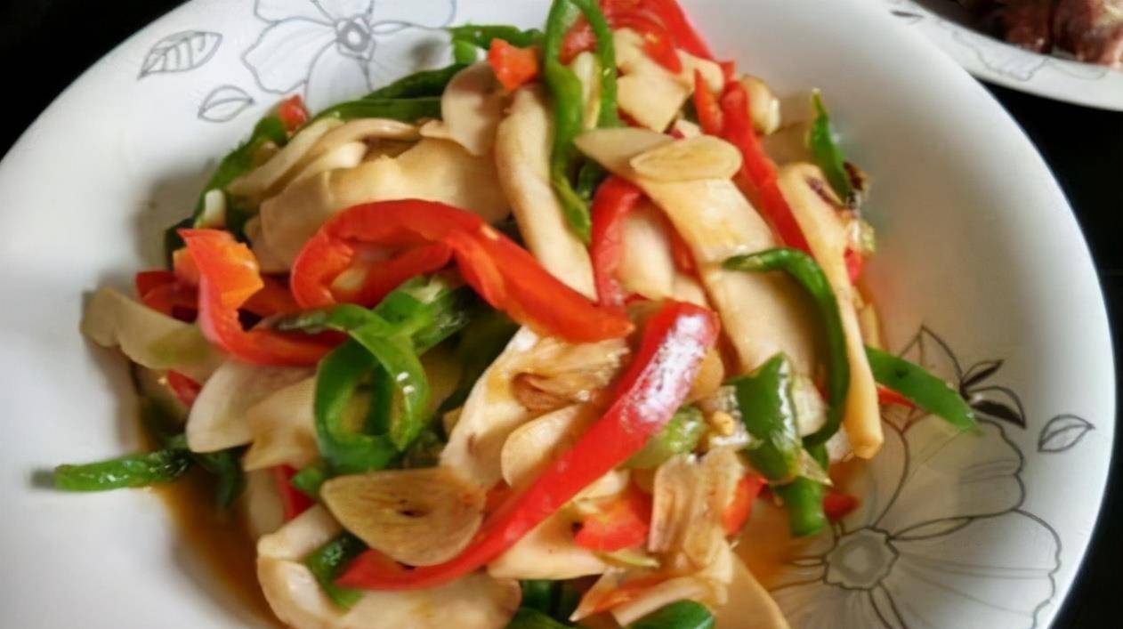 家常美食，花菜头炒豆腐丝，美味与健康的双重享受
