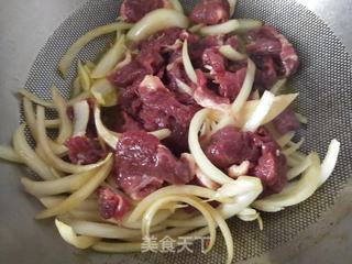 孜然炒牛肉配汤的做法