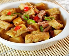 麻辣可乐豆腐，家常美食新风味，一招解锁独特口感
