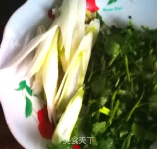 豆腐皮炒香菜的做法