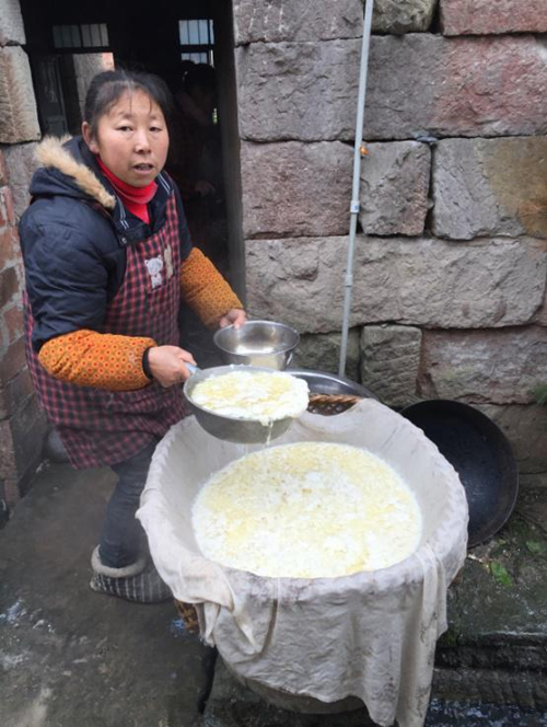 煮豆腐磨豆腐的做法