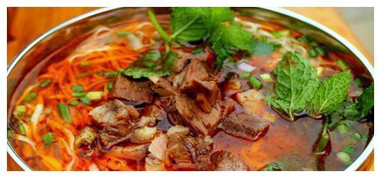 贵州牛肉米线，地道风味，唤醒味蕾的美食之旅