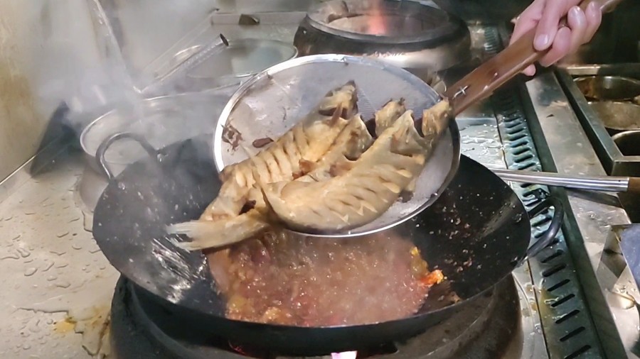 大厨熬鱼的做法大全