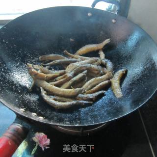 泥鳅豆腐地笼，家常美食的鲜美碰撞