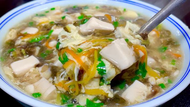 豆腐蚕蛹汤的做法窍门