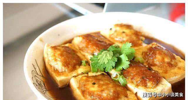 家常美食新尝试，豆腐肉沫炸的香气四溢之道