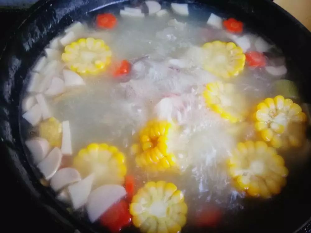 软排骨炖玉米的做法视频