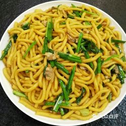 丹东炒叉子，传承与创新的美食佳肴