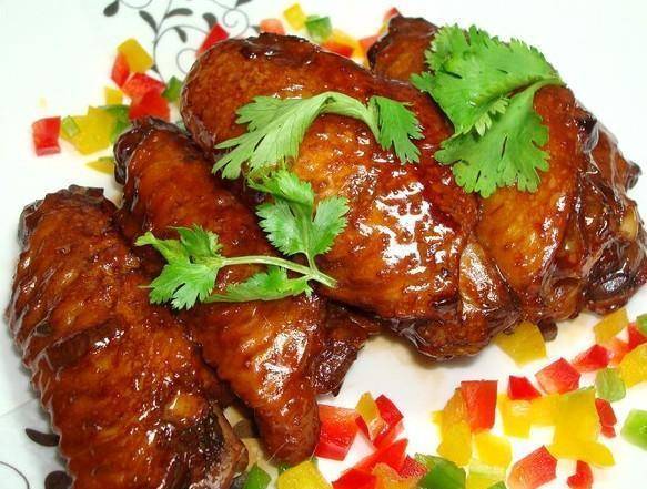 卤味鸡翅，家常美食的魅力与简易制作方法