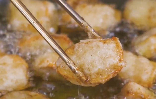 家常美食新尝试，自制辣条味零食攻略