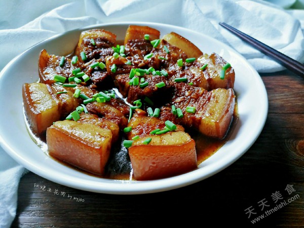 家常美食，米豆腐的多种功效与简易做法解析