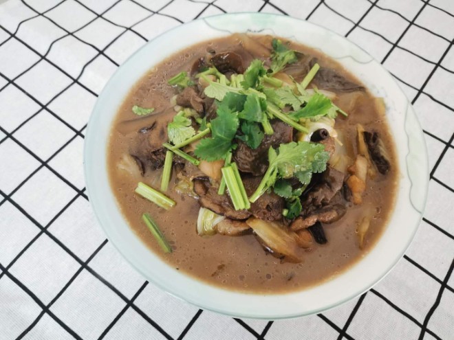 大厨干豆腐炖白菜的做法