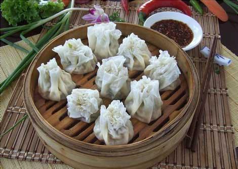 包头菜豆腐蒸饺，家常美食的新滋味体验