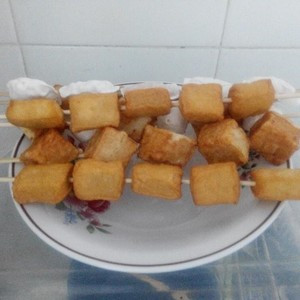鸡汁豆腐穿串的家常做法