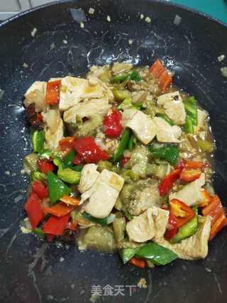 豆腐茄子炒鸡蛋，家常美食的奇妙融合