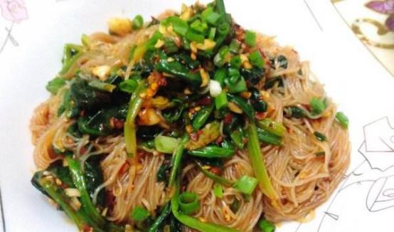 炒椒盐茴香豆腐，家常美食中的味蕾惊喜