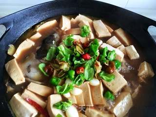 草鱼头炖豆腐的做法大全