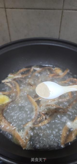 活泥鳅烧汤的做法