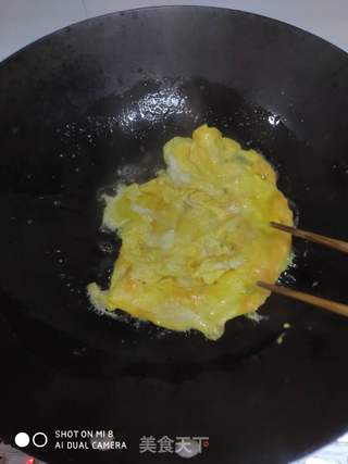 柳絮炒鸡蛋的家常做法