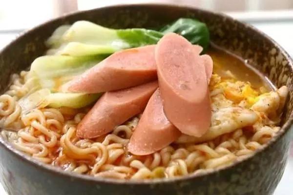 金钩火腿豆腐，海鲜与肉类的美味融合
