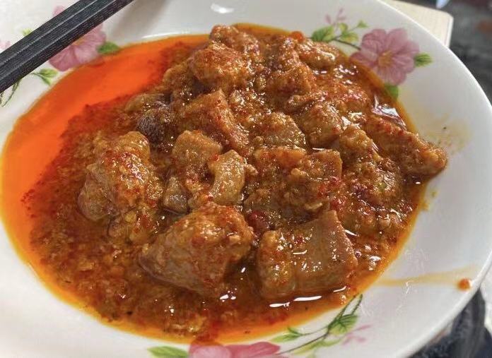 猪肉炖油豆腐干的醇香之道，家常美味，营养满分
