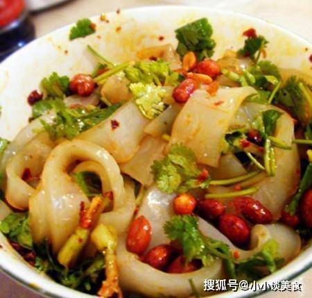 传统美食探秘，麻筒的制作与美味体验