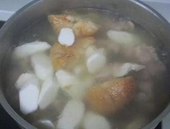山药豆腐蘑菇汤，滋养身心的一碗好汤