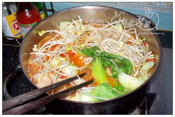 正宗酸汤米豆腐，美味传承与家常做法揭秘