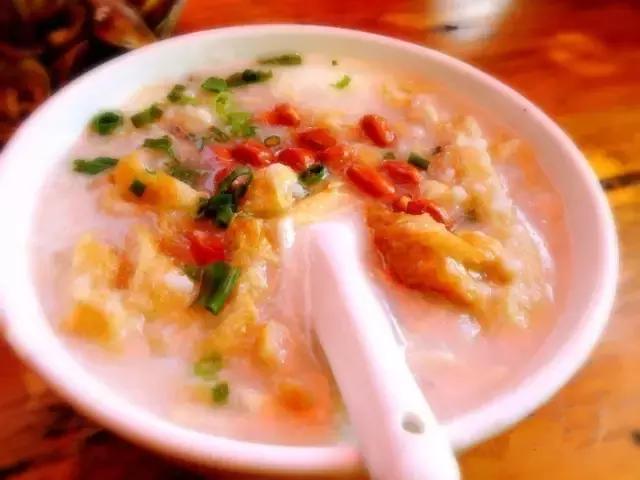 广州味道，艇仔粥的正确打开方式